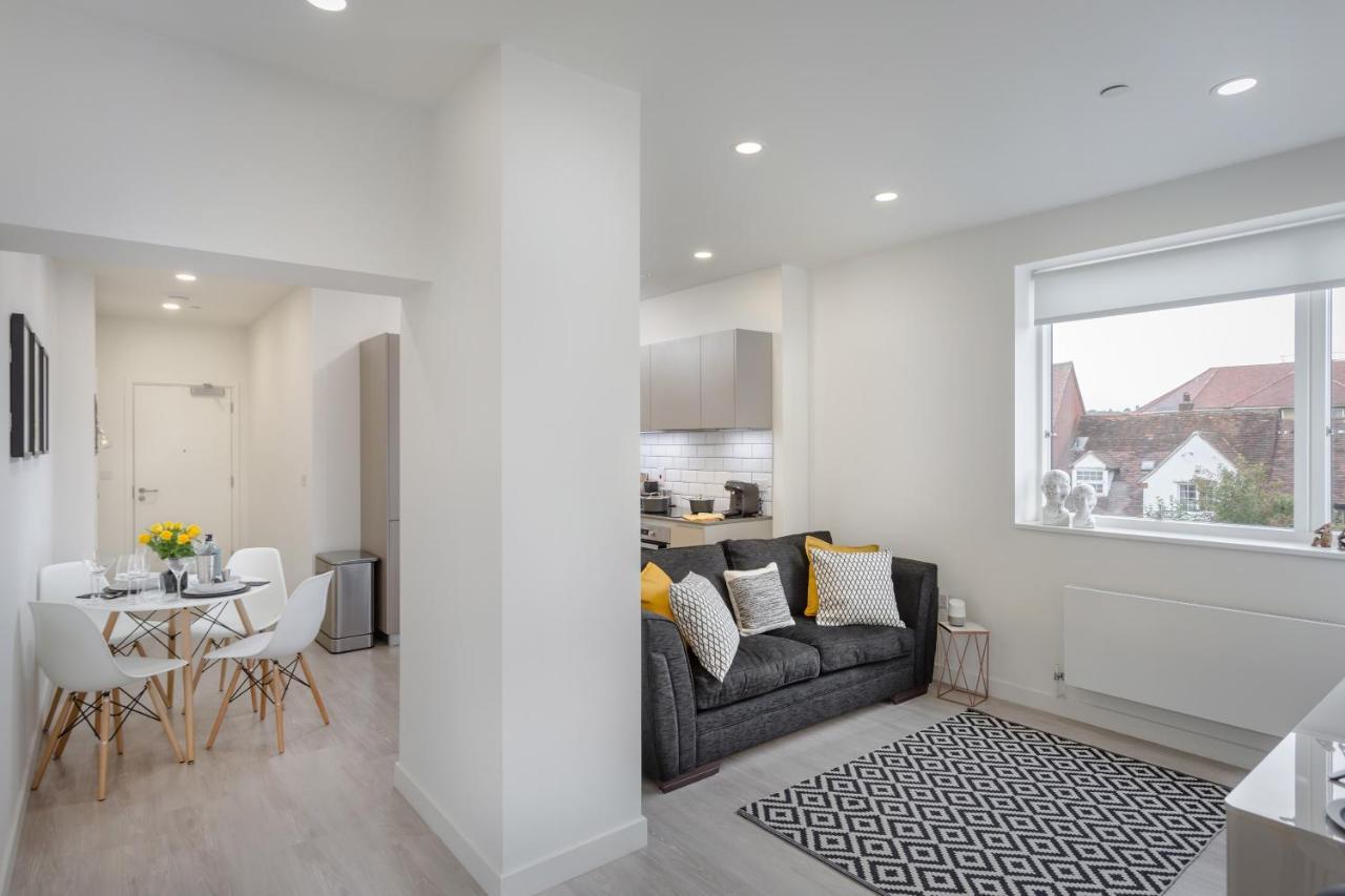 Luxury Serviced Apartments Stevenage, Hertfordshire Esterno foto